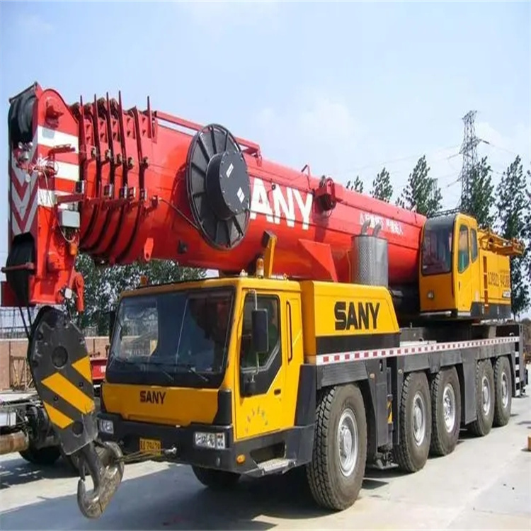 海南附近工地哪里有吊车出租|应急吊装服务|24小时灵活调度