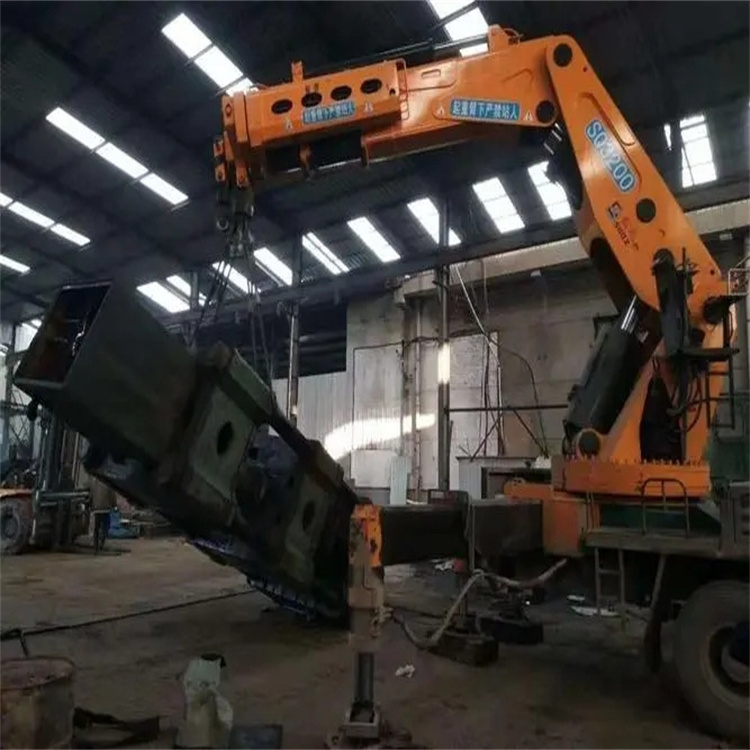 海南200吨折臂吊出租