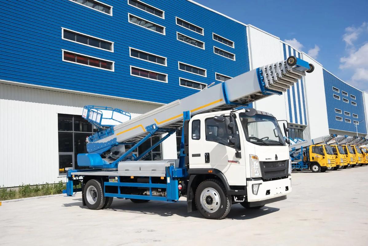 海南出租云梯车高空作业车 建筑垃圾搬运